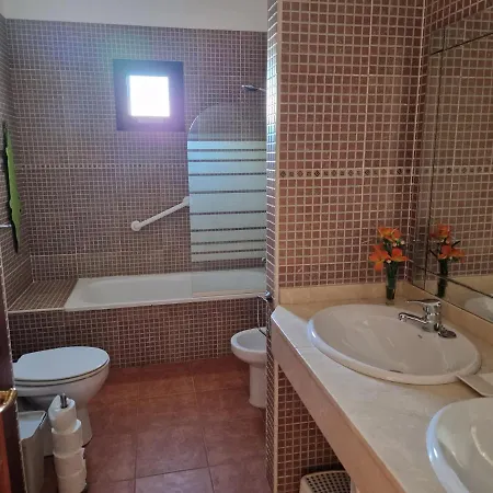 Spacious 4 Bed Family Villa Playa Blanca Lanzarote Villa *